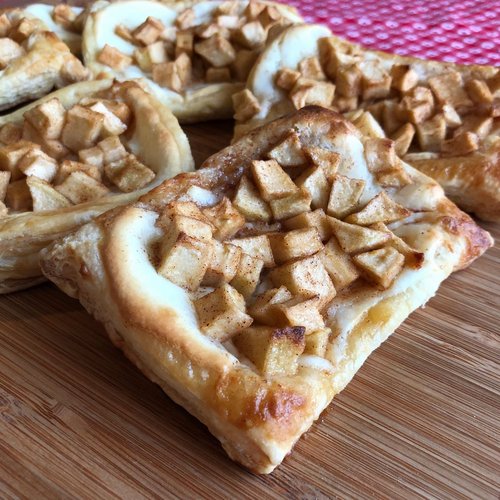 Tarte feuilletée aux pommes — Image 1