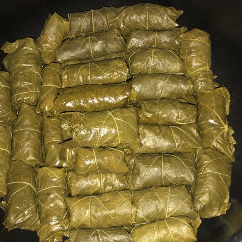 Dolmas (Feuilles de Vigne Farcies) — Image 4