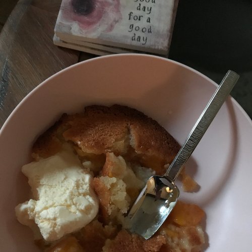 Cordonnier aux pêches à la texane de Mama's — Image 2