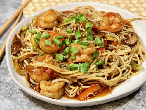 Chow mein facile aux crevettes