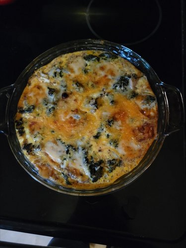 Quiche aux épinards, aux champignons et aux tomates sans croûte (Keto) — Image 3