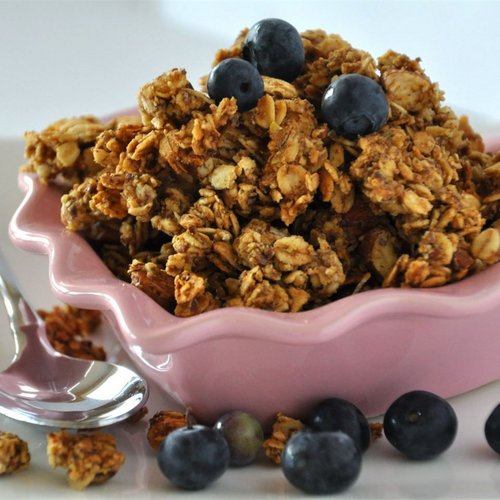 Granola léger aux fruits et aux noix