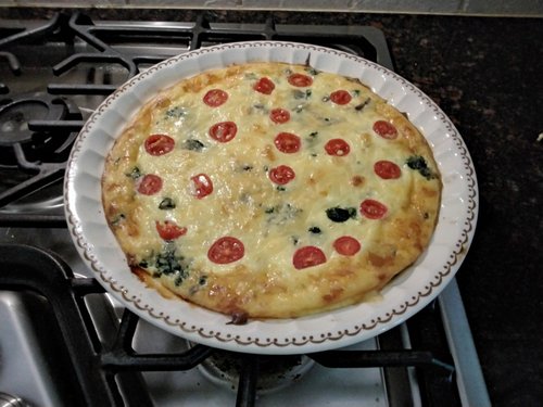 Quiche aux épinards, aux champignons et aux tomates sans croûte (Keto) — Image 1