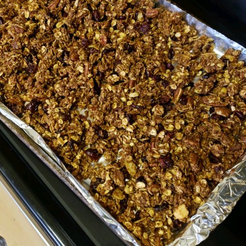 Granola léger aux fruits et aux noix — Image 1